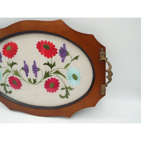 Vintage Oval Glass and Wood Embroidered Floral Serving Vanity Tray Brass Handles - Picture 3 of 8